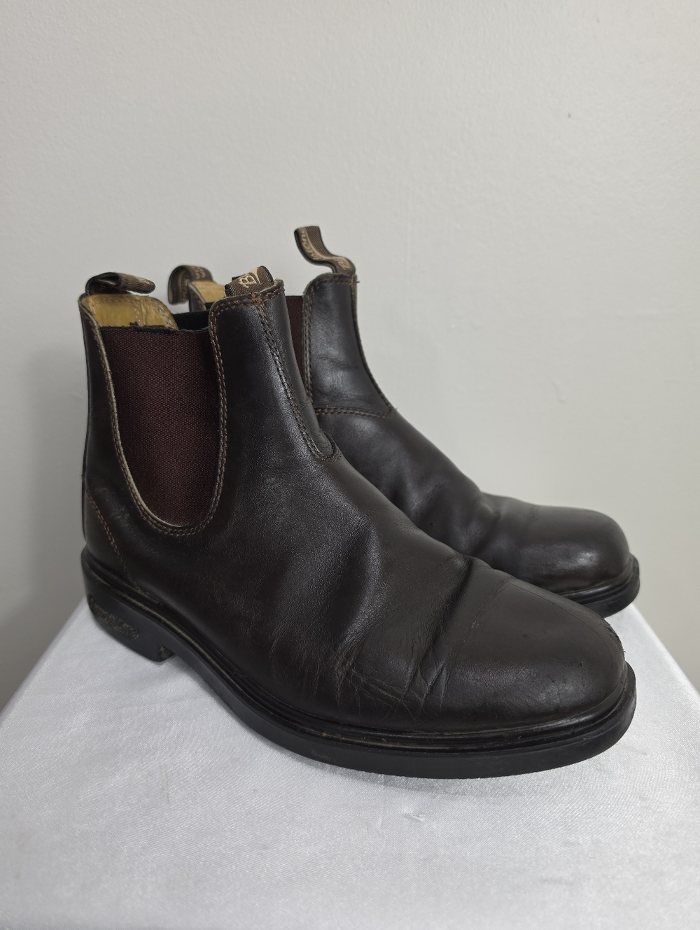 Blundstone Chelsea Boots  Brown Leather  M9.5
